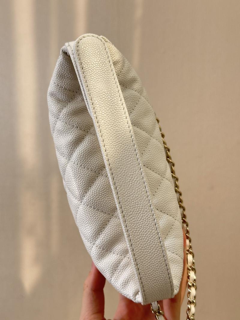 Chanel Clutch with Chain AP4386 White