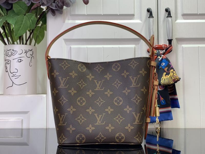 Louis Vuitton ALL iN BB Bucket Bag M12925