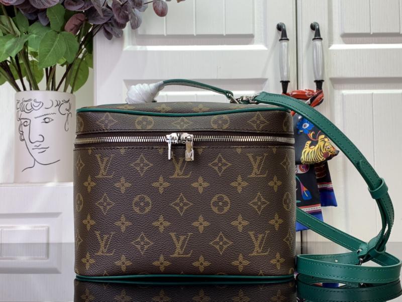 Louis Vuitton Nice BB M12667 Green