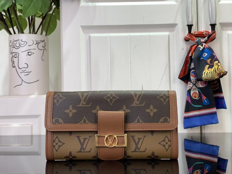 Louis Vuitton Sarah Wallet M46645