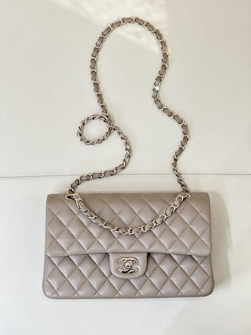 Medium Chanel Lambskin Flap Bag A01112 Light Grey