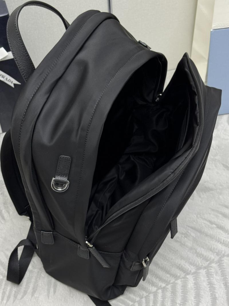 Prada Re-Nylon and Saffiano leather backpack 2VZ048