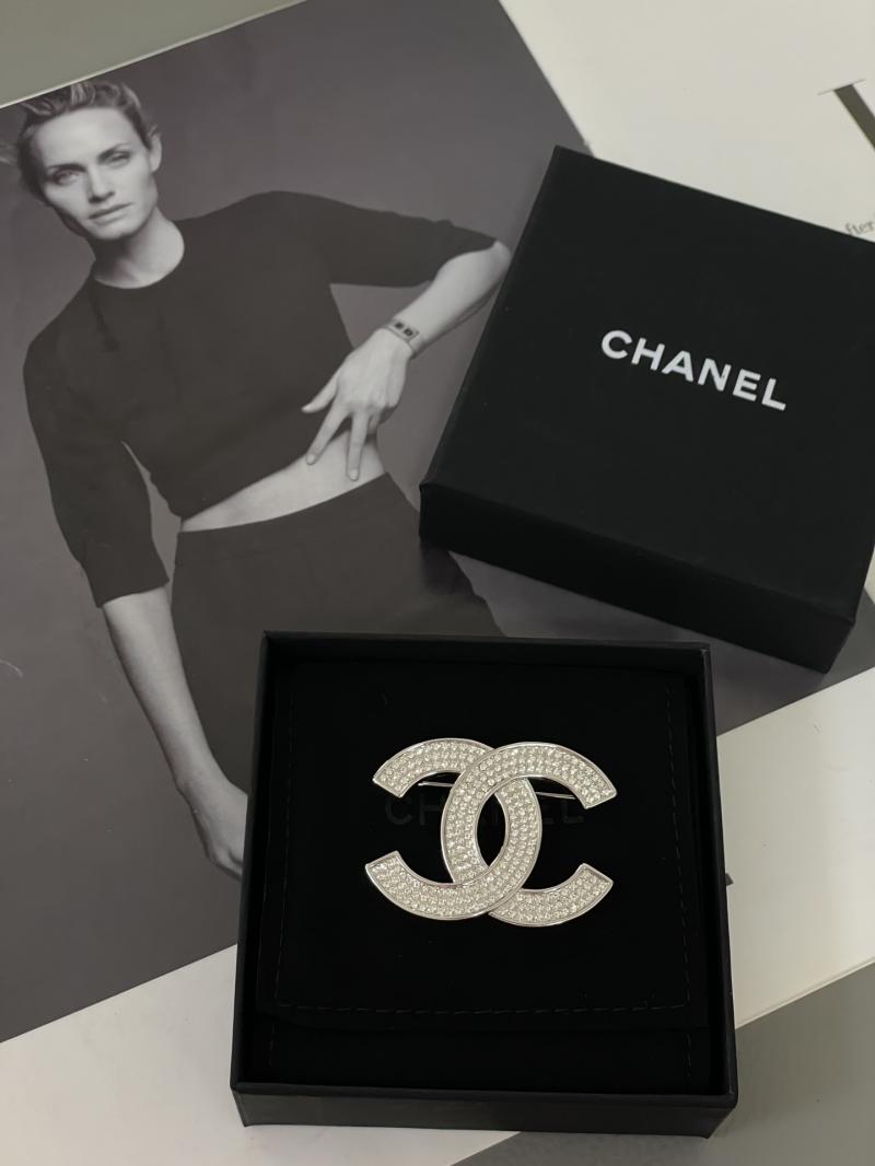 Chanel Brooch CB123001