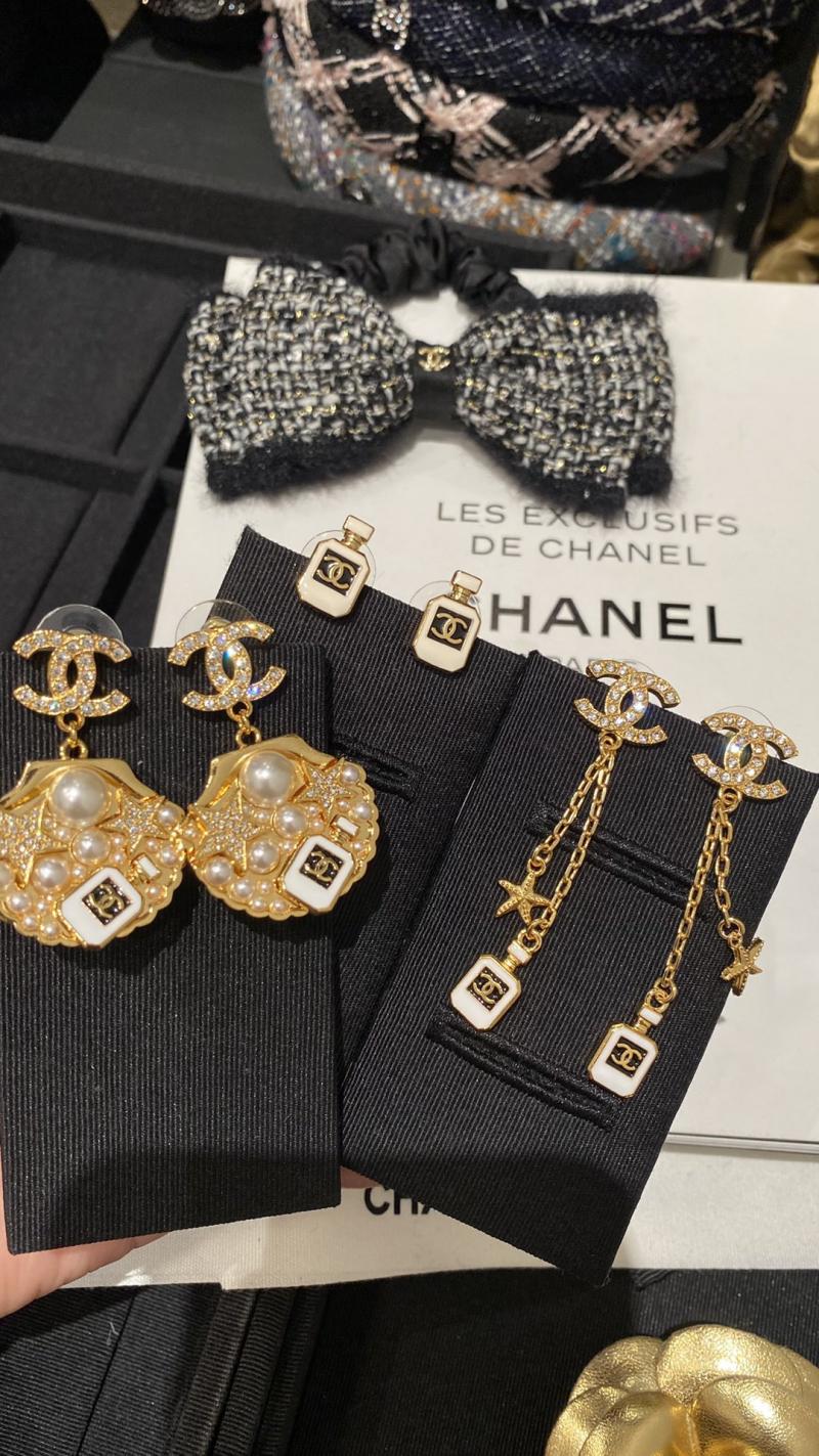 Chanel Earrings CE010206