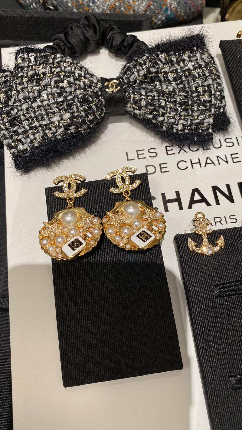 Chanel Earrings CE010206