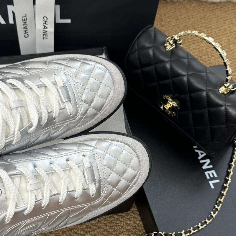 Chanel Sneakers SCS122406