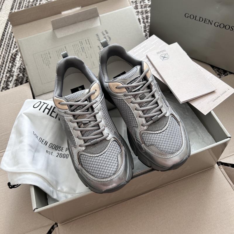 Golden Goose Sneakers SGS122302