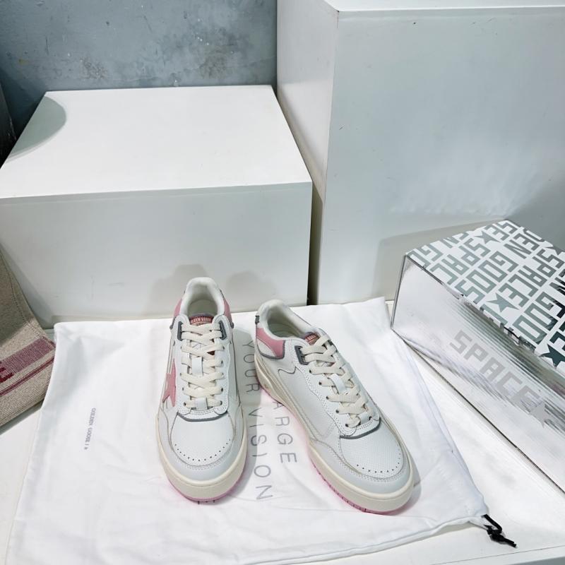 Golden Goose Sneakers SGS122402