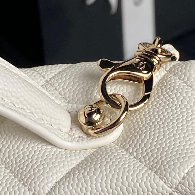 Chanel Long Vanity with Chain White AP4407