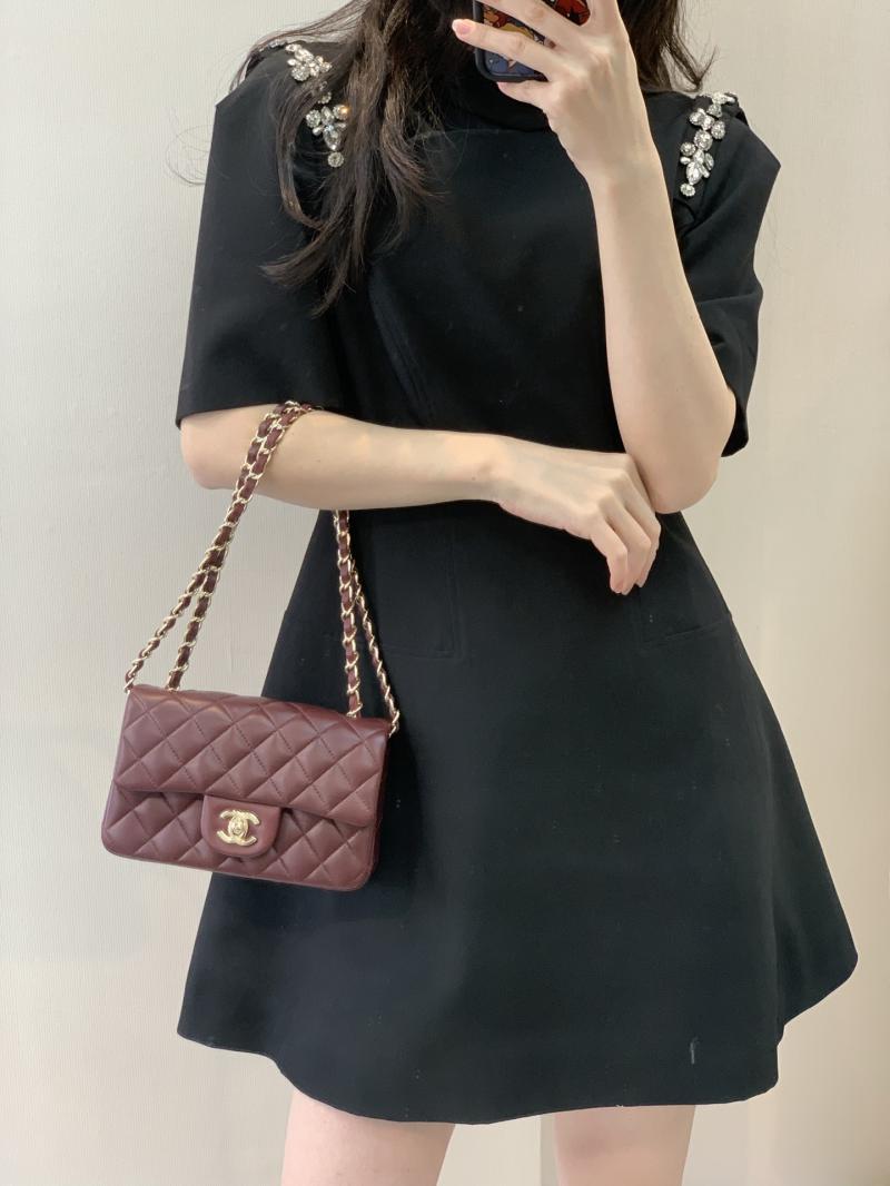 Small Chanel Lambskin Flap Bag A01116 Burgundy