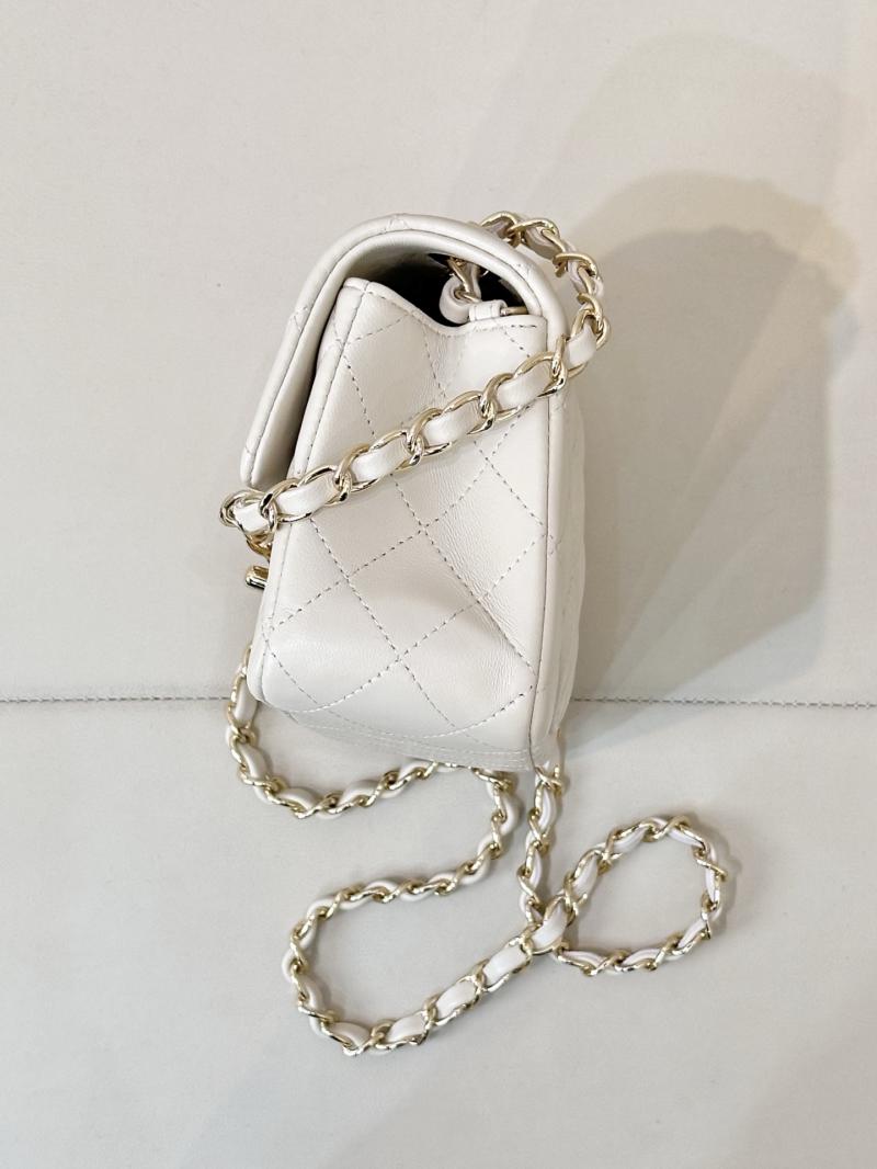 Small Chanel Lambskin Flap Bag A01116 Cream