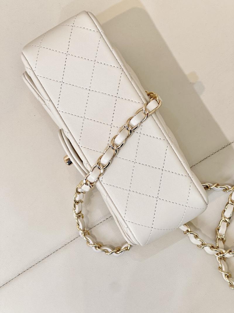 Small Chanel Lambskin Flap Bag A01116 Cream